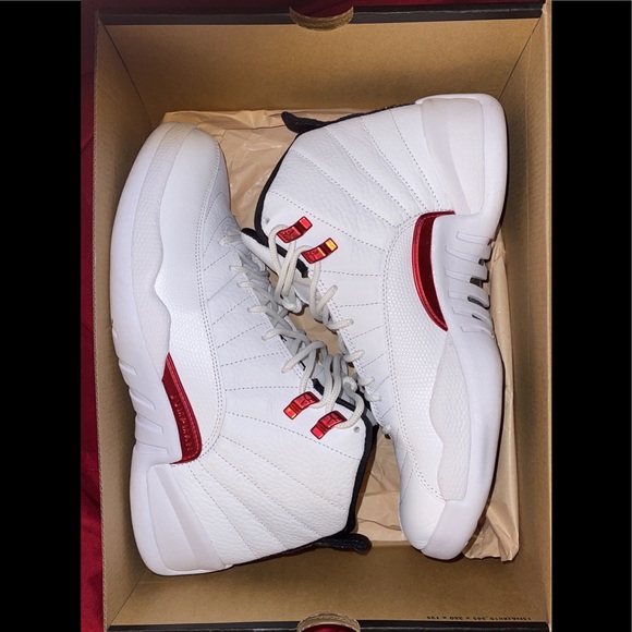 Air Jordan Retro 12' Twist - Main Image